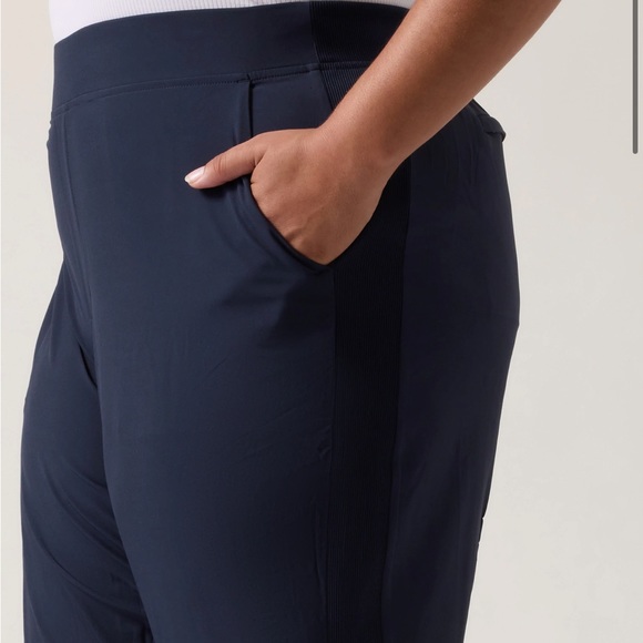 Athleta Brooklyn Ankle Pants in Navy - Picture 6 of 13